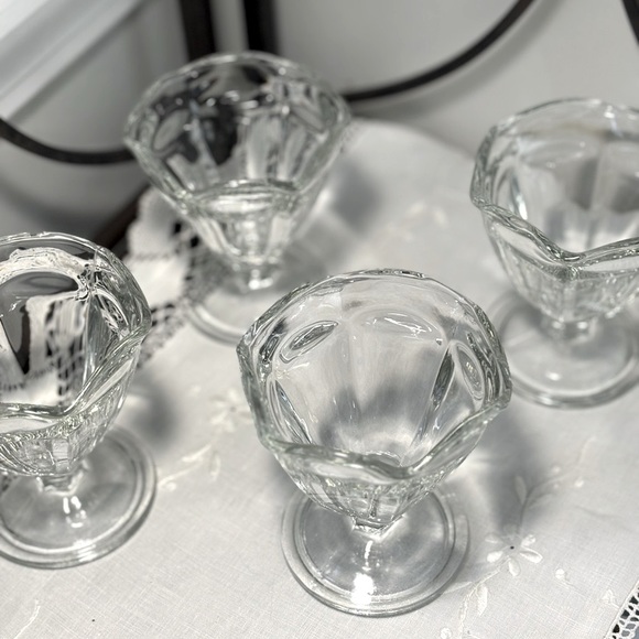 Anchor Hocking Ice Cream/Sherbet Cups. Set of 4 - Picture 9 of 9